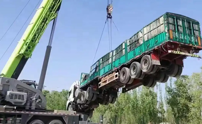 东区道路脱困救援案例